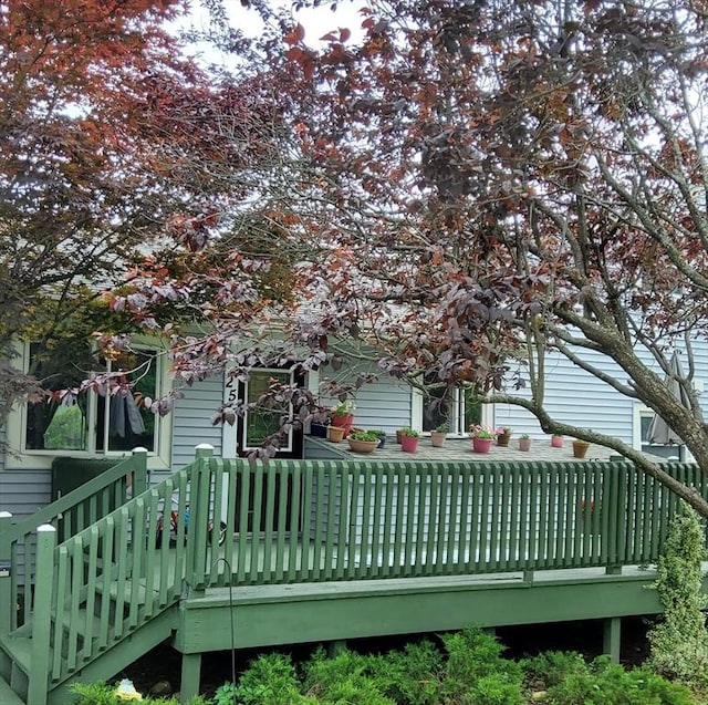 25 Cushing Ln, Lunenburg, MA 01462 - rear view of house featuring a wooden deck
