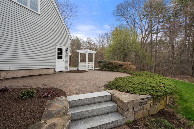 view of yard with a pergola and a patio area