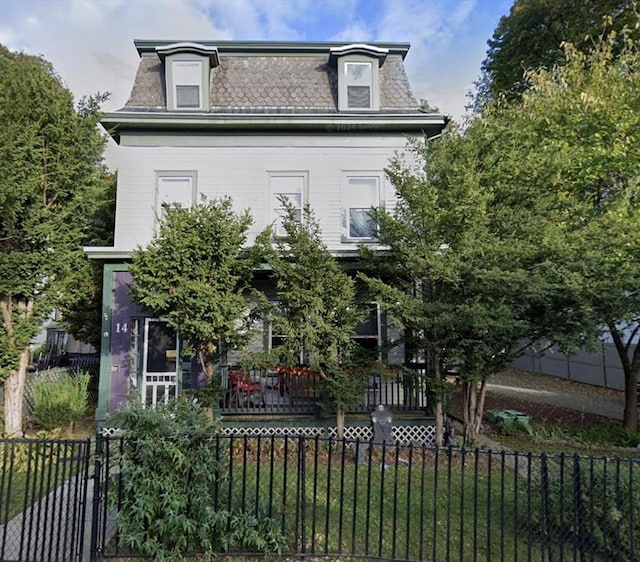 view of front of house featuring covered porch