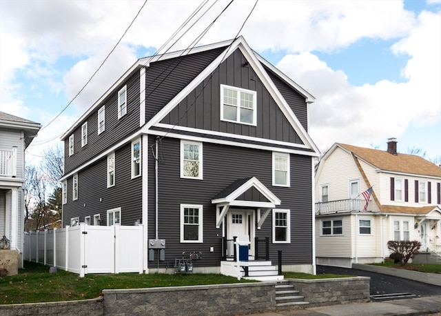 view of front of house