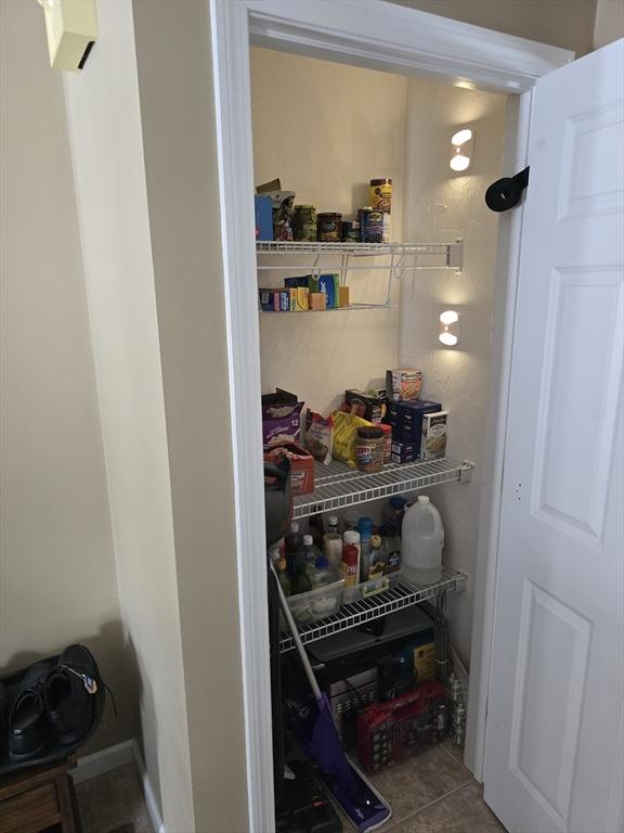 132 Bean Porridge Hill Rd, Westminster, MA 01473 - view of pantry