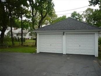 6 Newton Ave, Worcester, MA 01602 - view of garage