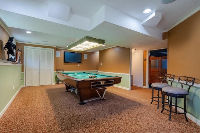 recreation room featuring carpet floors, ornamental molding, billiards, and baseboards