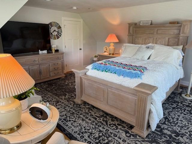 1 Karas Way, Plymouth, MA 02360 - bedroom with lofted ceiling