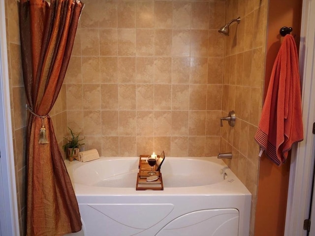4 Bluebird Ln Unit 4, Killingly, CT 06241 - bathroom featuring shower / tub combo