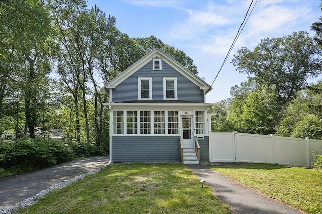 171 Boyce St, Auburn, MA 01501 - view of front facade featuring entry steps and a gate