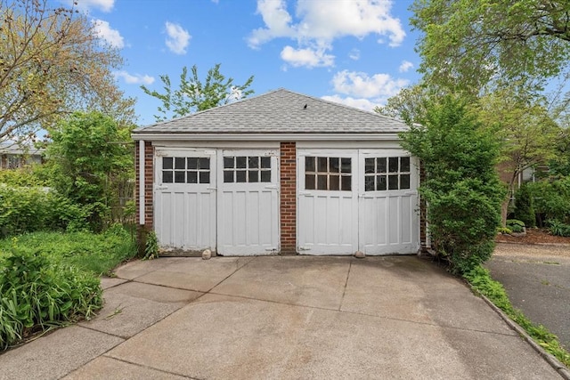 view of detached garage