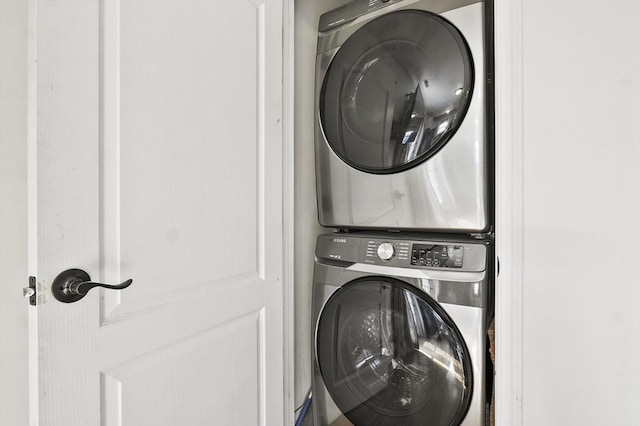 226-236 River St Unit 5, Haverhill, MA 01832 - laundry area featuring estacked washer and dryer