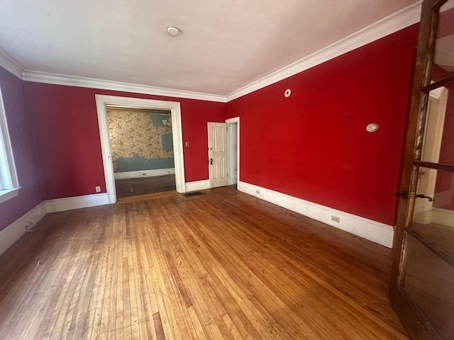 91-93 Mulberry St, Springfield, MA 01105 - unfurnished room featuring crown molding, baseboards, and hardwood / wood-style floors