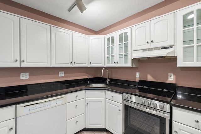 kitchen featuring a sink, white cabinets, under cabinet range hood, stainless steel electric range oven, and white dishwasher