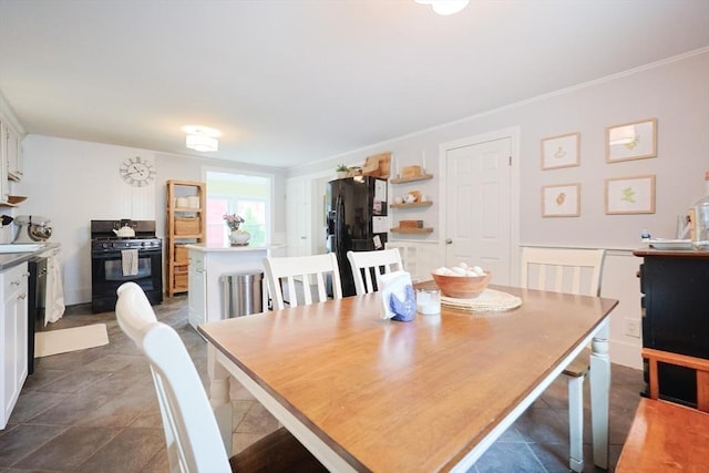 43 Thompson St, Maynard, MA 01754 - dining room with crown molding