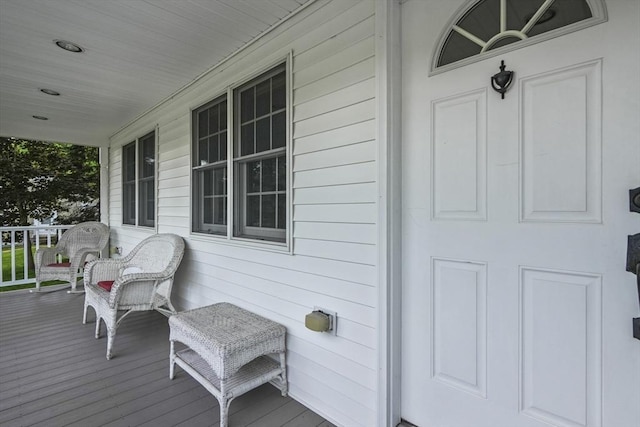 132 Biscayne St, Leominster, MA 01453 - view of porch