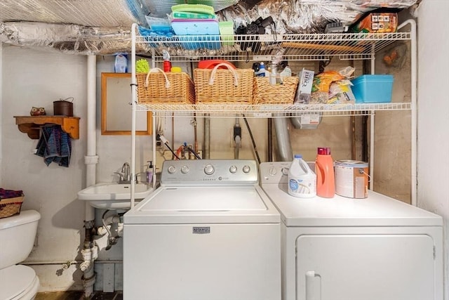 12 Clarner Rd, Lynn, MA 01904 - laundry room featuring washing machine and dryer and a sink