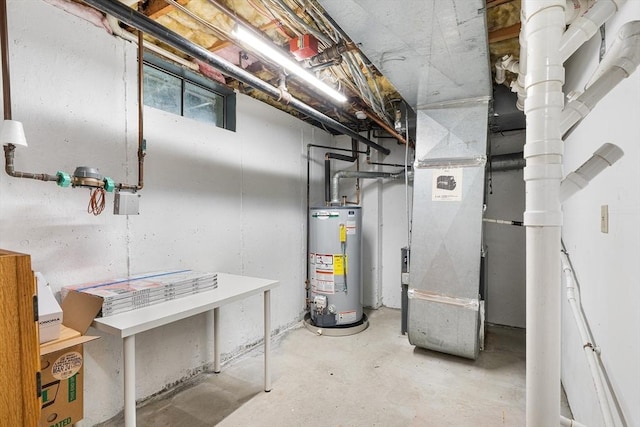 36 Tobey Rd Unit 25, Dracut, MA 01826 - basement with gas water heater