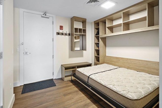 121 Portland St Unit 902, Boston, MA 02114 - mudroom with wood finished floors and baseboards