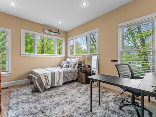 bedroom with a desk, baseboards, and recessed lighting