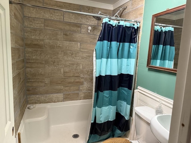 124 Bixby Dr, Bridgewater, MA 02333 - bathroom with shower / bath combo and crown molding