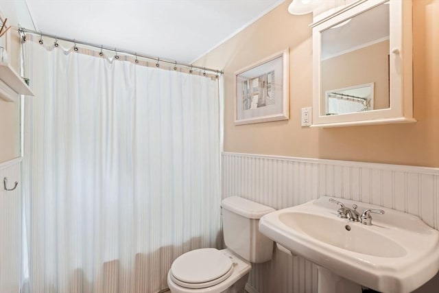 37 Berkeley Dr, Falmouth, MA 02536 - full bath with a wainscoted wall and ornamental molding