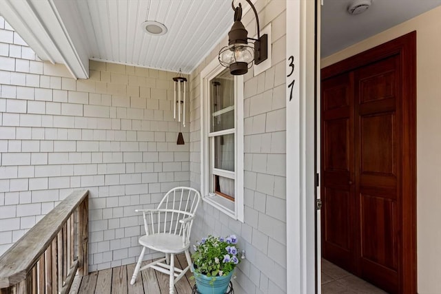 37 Berkeley Dr, Falmouth, MA 02536 - view of porch