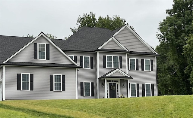 16 Clearview St, Grafton, MA 01536 - traditional-style home with a front lawn