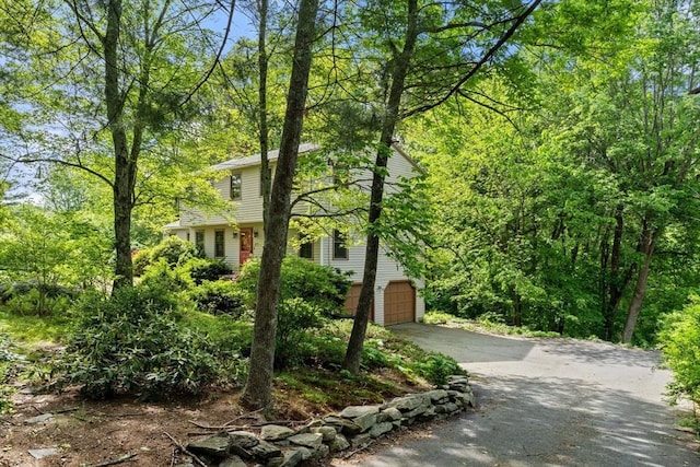 199 Old Westboro Rd, Grafton, MA 01536 - view of front of property with driveway and a garage