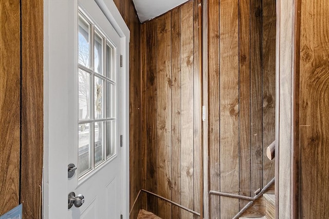 71 Water St, Quincy, MA 02169 - detailed view of wood walls