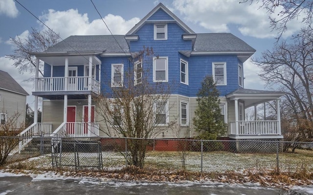 view of front of home featuring covered porch