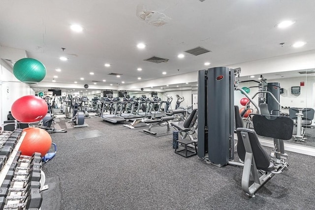 15 N Beacon Unit Ul01, Boston, MA 02134 - gym featuring recessed lighting