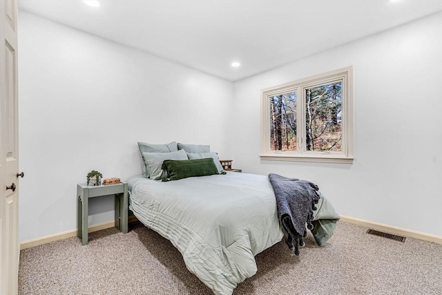 view of carpeted bedroom