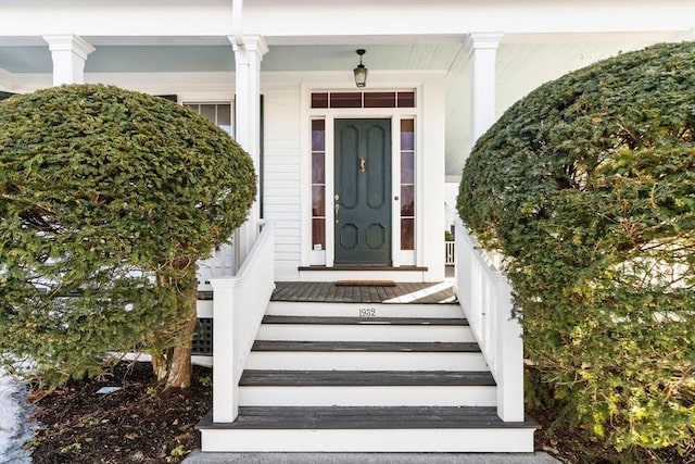 property entrance with a porch