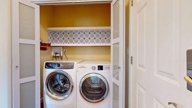 1 Ridgeway Rd, North Reading, MA 01864 - laundry room with washing machine and dryer