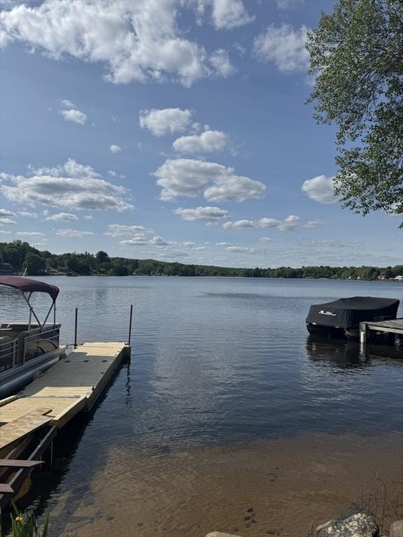 56-R Fountain Rd, Wales, MA 01081