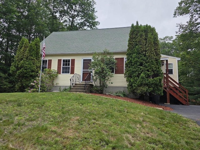 89 Stony Brook Dr, Southbridge, MA 01550 - cape cod home featuring a front yard