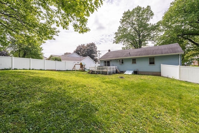 896 Montgomery St, Chicopee, MA 01013 - view of yard featuring a deck