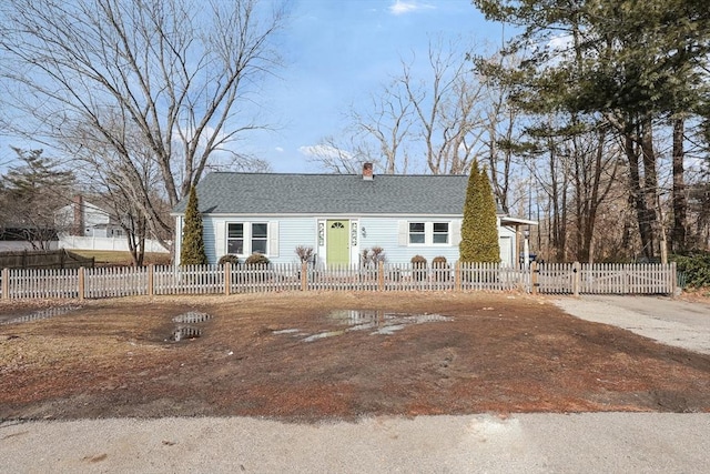 view of front of property