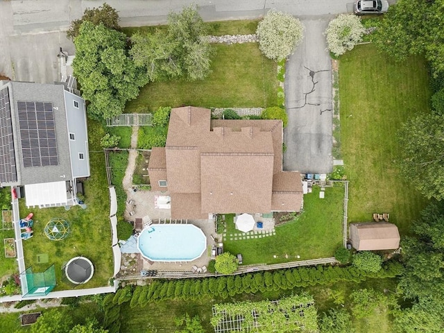 5 Vasa St, Billerica, MA 01862 - aerial view of a pool