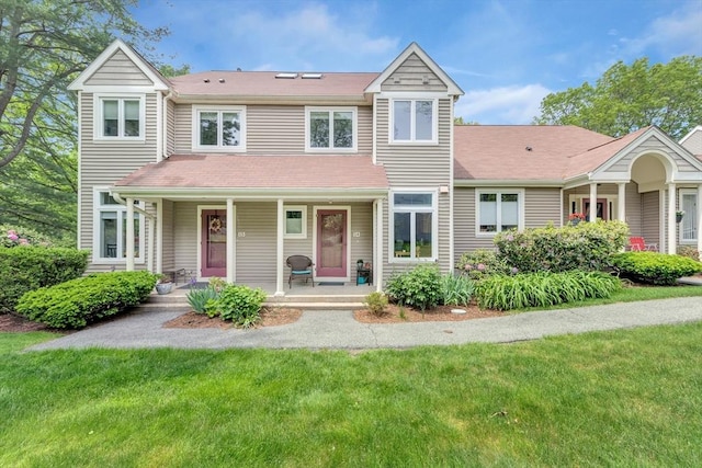 14 Michaels Grn Unit 14, Woburn, MA 01801 - multi unit property with a porch and a front yard