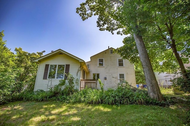 112 Harmon Ave, Springfield, MA 01118 - rear view of house