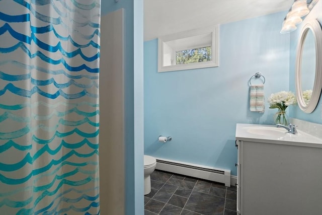 full bathroom with baseboard heating, vanity, toilet, baseboards, and curtained shower
