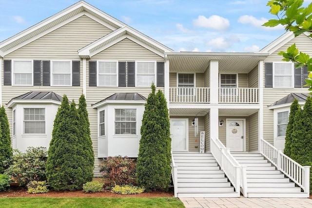 15 Coates Ln Unit 15, Haverhill, MA 01835 - townhome / multi-family property with a standing seam roof, a balcony, and metal roof