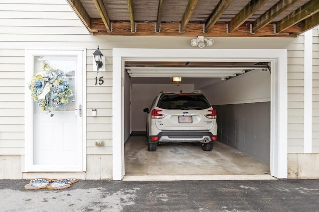 15 Coates Ln Unit 15, Haverhill, MA 01835 - view of garage