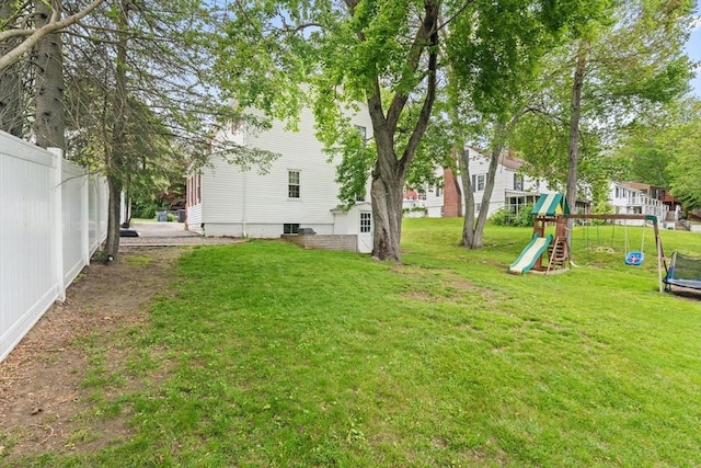 15 Dale St, Methuen, MA 01844 - view of yard featuring a playground