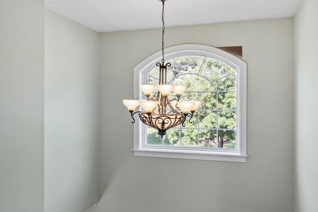 14 Harbor Light Rd, Leominster, MA 01453 - detailed view of a chandelier