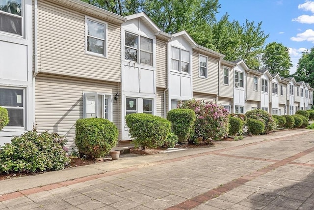 2 Howe Ter Unit 11, Boston, MA 02125 - view of front facade with a residential view