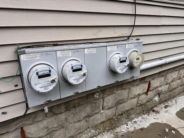 32 Ames St, Worcester, MA 01604 - exterior view of electric meter