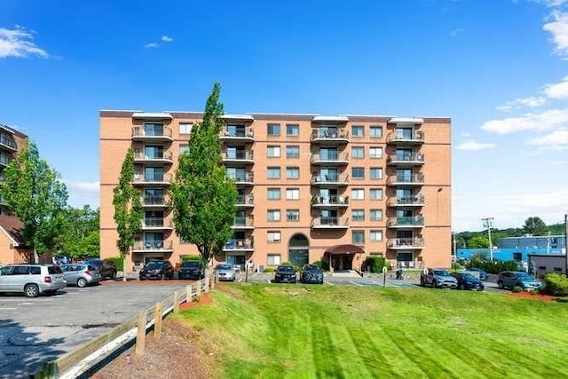 196 Locust Unit 2-508, Lynn, MA 01904 - view of apartment building / complex with uncovered parking