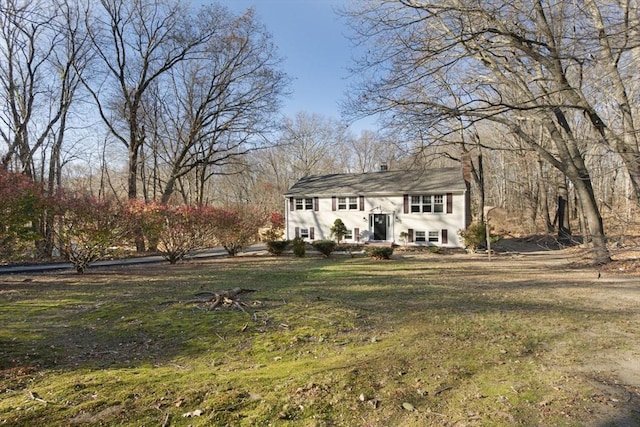 exterior space featuring a front yard