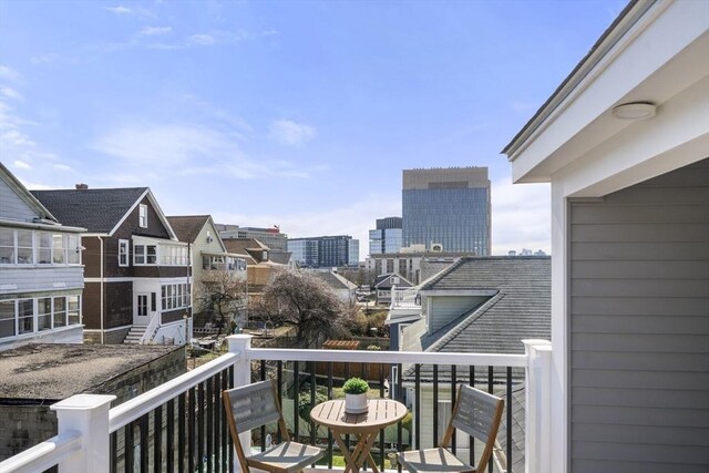 37-39 Governor Winthrop Rd, Somerville, MA 02145 - view of balcony