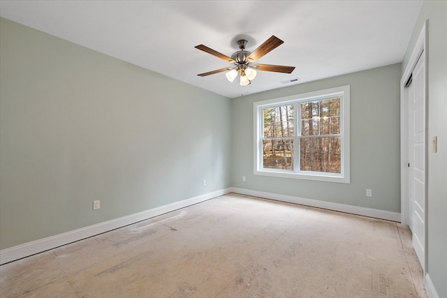 unfurnished bedroom featuring ceiling fan