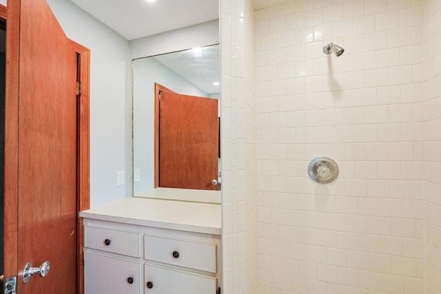47 Forest St, Franklin, MA 02038 - bathroom featuring a tile shower and vanity